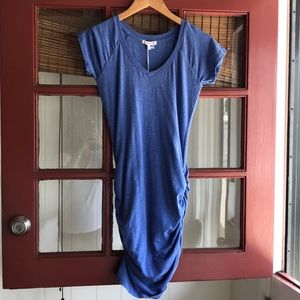 V neck dress